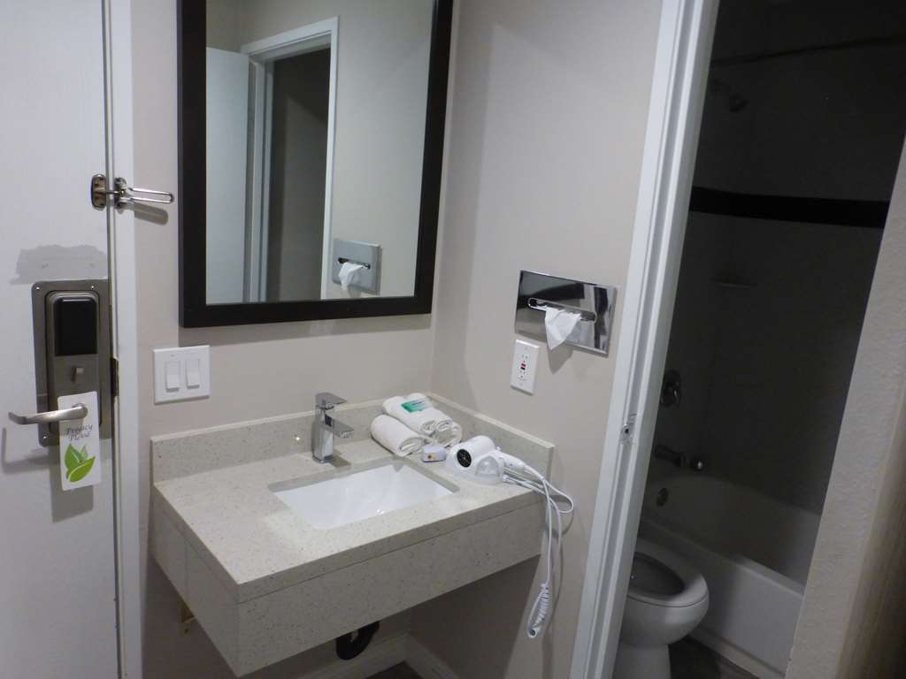 Red Roof Inn St George Ut - Convention Center سانت جورج الغرفة الصورة