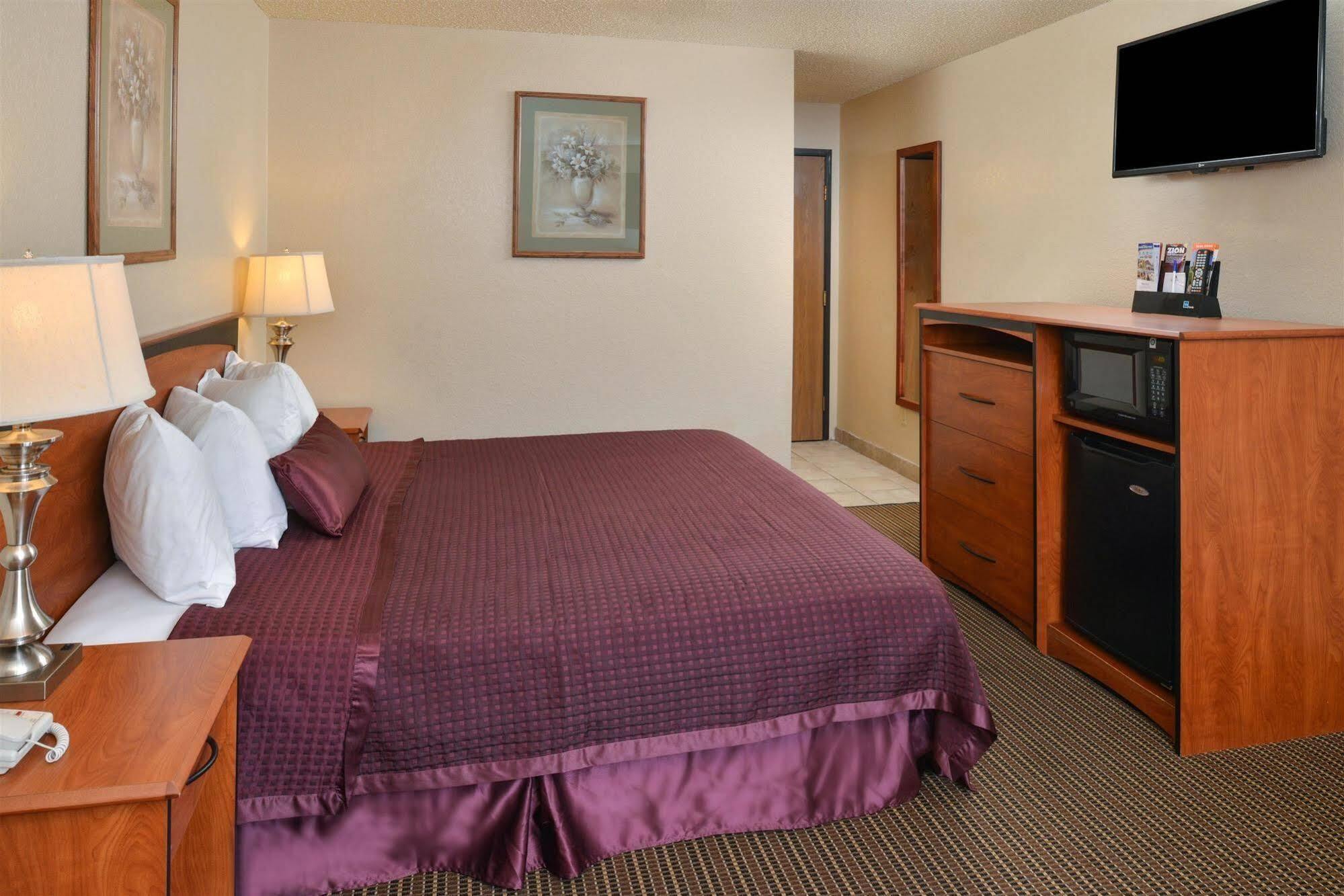 Red Roof Inn St George Ut - Convention Center سانت جورج المظهر الخارجي الصورة